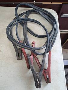 lot 4406 image: jumper cables