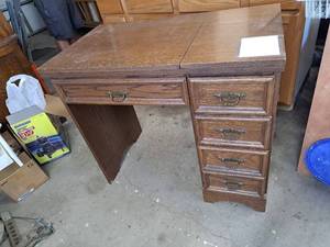 lot 4433 image: sewing machine cabinet