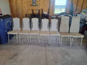 lot 4448 image: 7 chairs