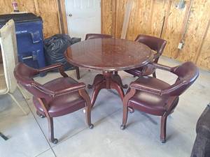 lot 4452 image: table and chairs
