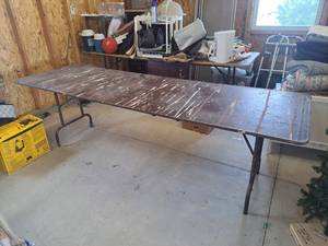 lot 4468 image: 8ft folding table