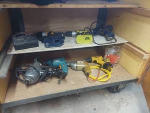 lot 4523 image: Assorted Drills