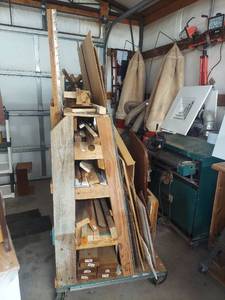 lot 4548 image: Cart with Wood Scraps