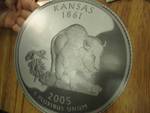 KANSAS STATE QUARTER COLLECTABLE AND LOT OF MAGNETS