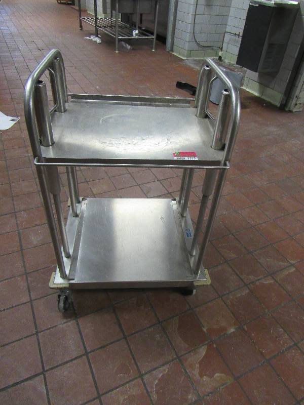 lot 1212 image: Tray Cart