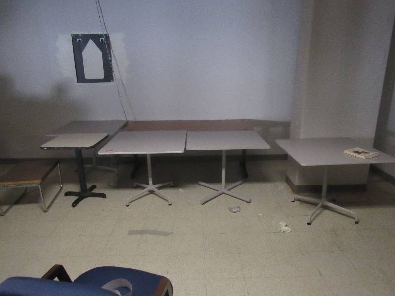 lot 1347 image: Lot of 7 Various Tables