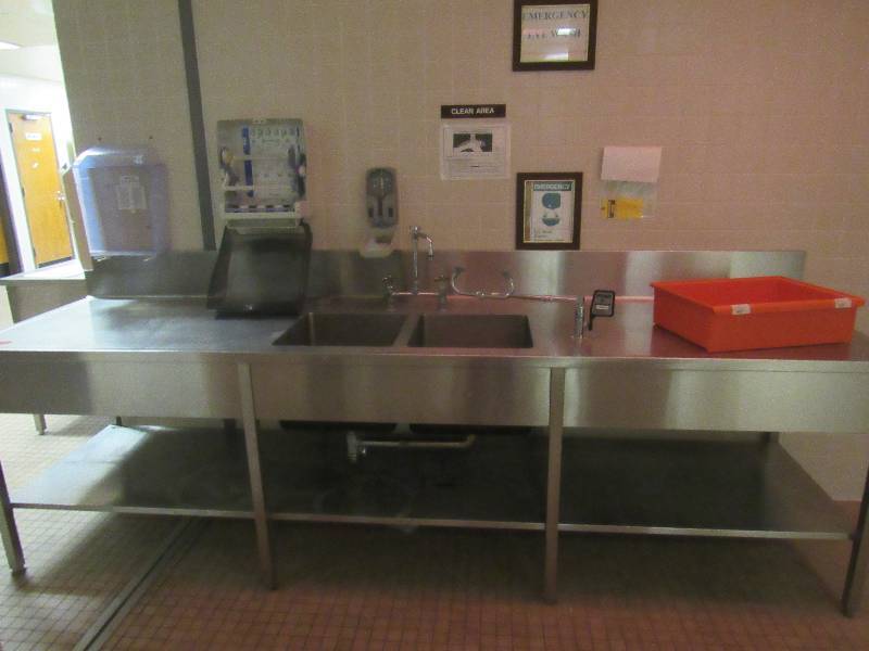 lot 1391 image: Stainless Steel Sink