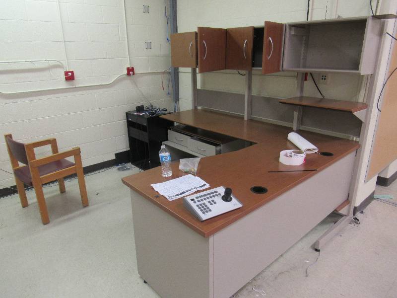lot 1469 image: Content Of Room