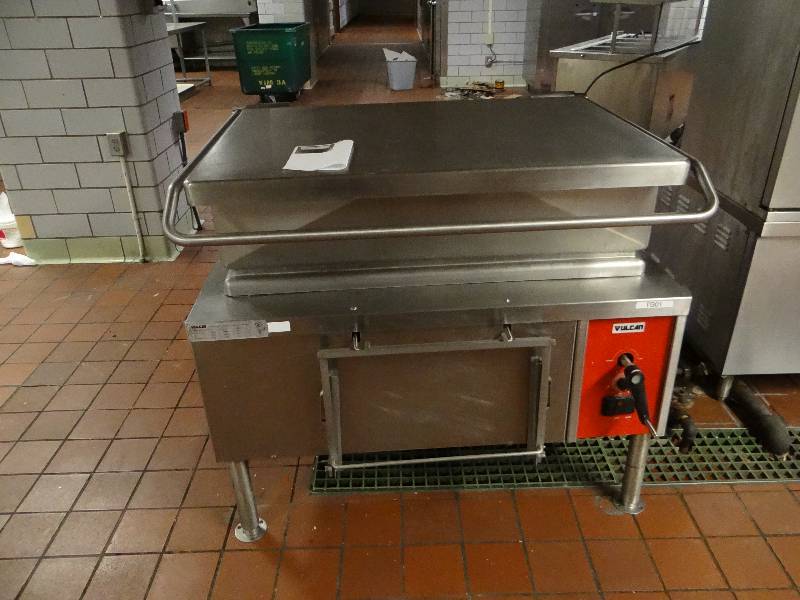 lot 1278 image: Vulcan 40 Gallon Tilt SkilletBrazing Pan Model VE40 (Located In Kitchen)