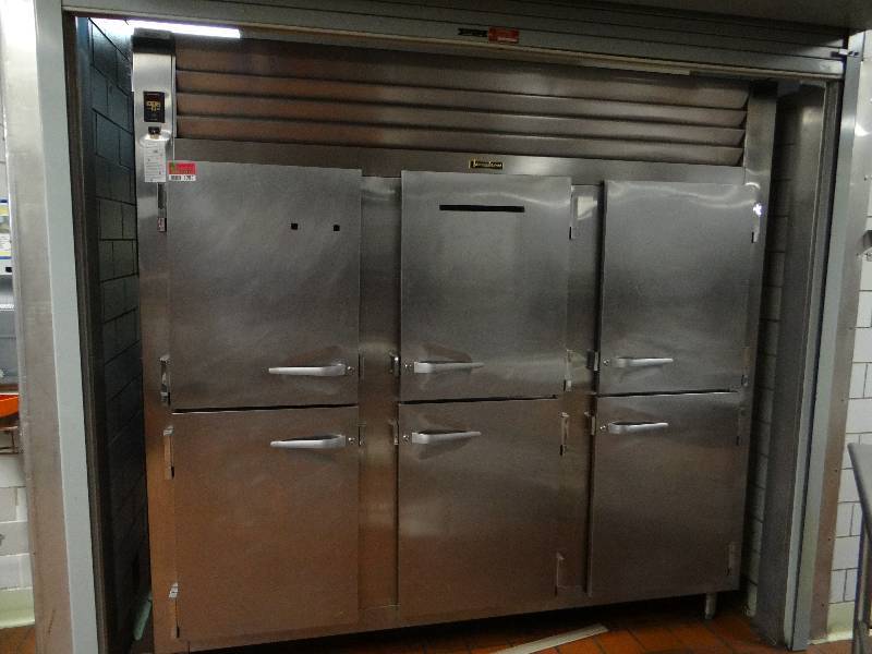 lot 1285 image: Traulsen Hot Food Pass Through Unit Model RHF332WP-HHS (Located In Kitchen)