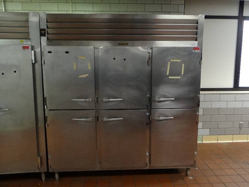 lot 1291 image: Traulsen 3 Door Split Door Refrigerator Model RHT332NUT-HHS (Located In Kitchen)