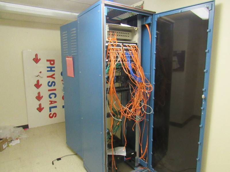 lot 1574 image: Great Lakes Full Size Server Rack