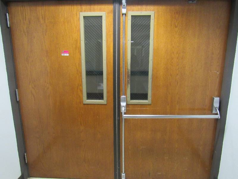 lot 1710 image: Set Of Swing Doors