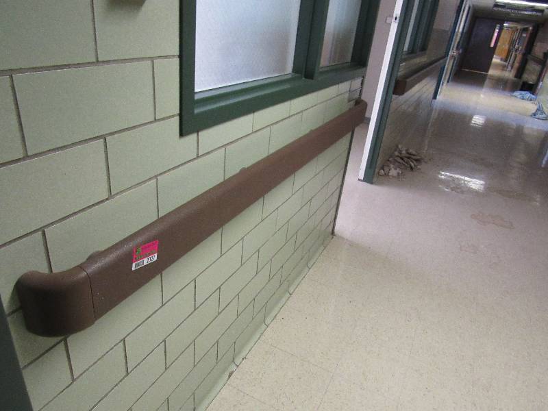 lot 2027 image: 1 Lot Of Bumpers on 5th Floor Running (East  West)