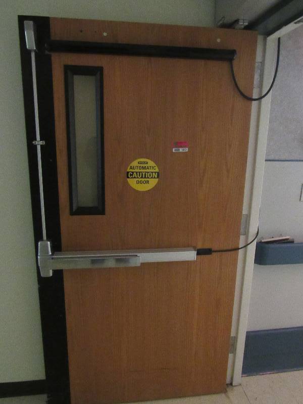 lot 1812 image: Automatic Door
