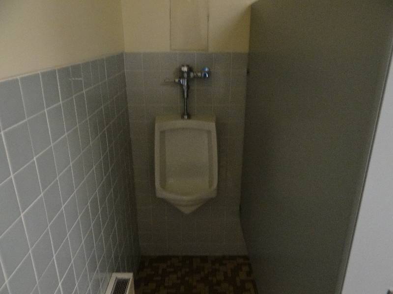 lot 1626 image: Contents of 2 Bathrooms