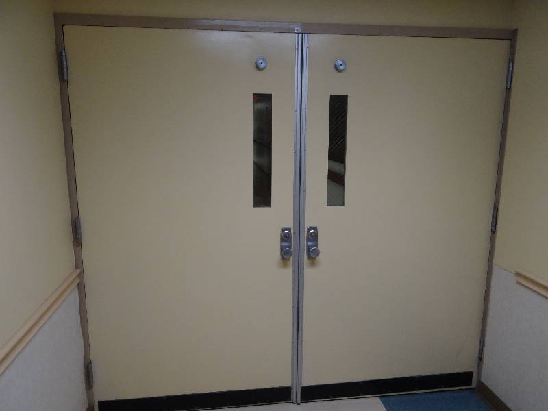 lot 1638 image: Metal Double Doors