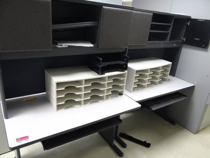 lot 1748 image: Desks and Overhead Storage