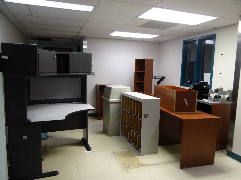 lot 1855 image: Large Lot Of Office Furniture In Hallway