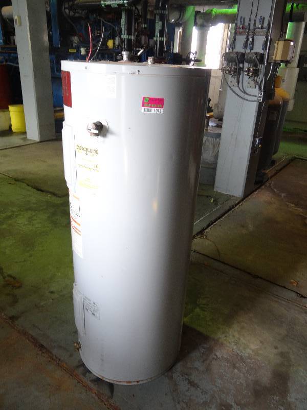 lot 1043 image: State Select Hot Water Heater