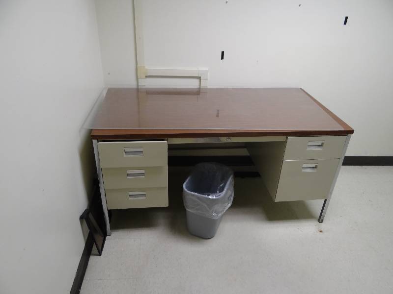 lot 1410 image: Exam Room Lot Includes Desk, Vanity And Wall Cabinet