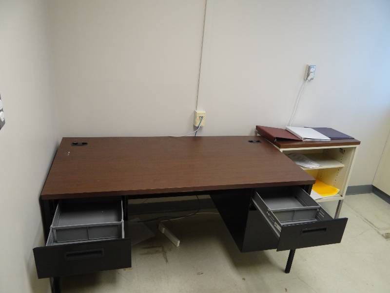 lot 1441 image: Contents Of 3 Offices