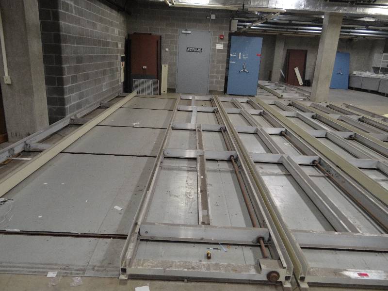 lot 1535 image: Aluminum Track And Rail System Used For Roller Setup