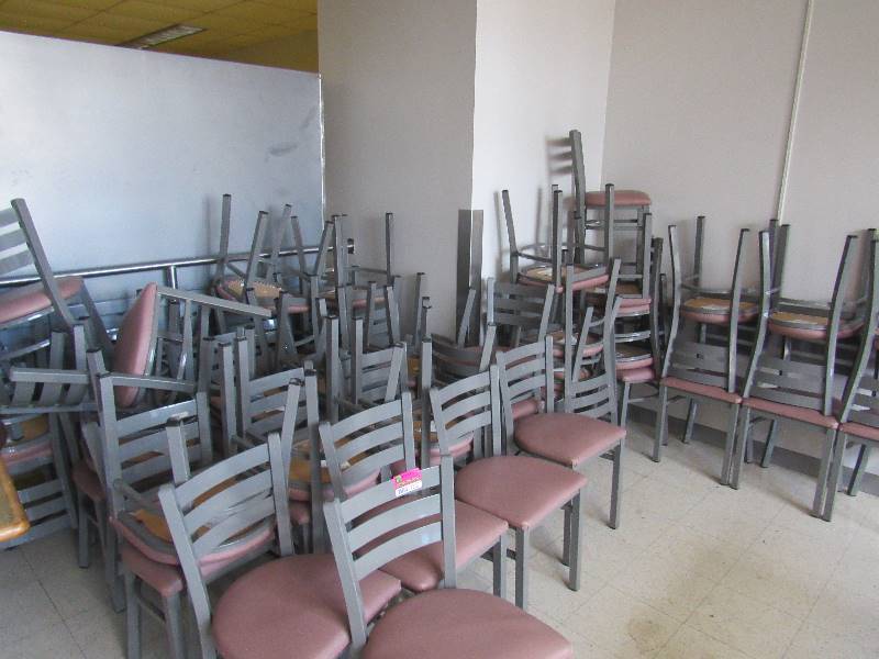 lot 1335 image: Lot of Chairs