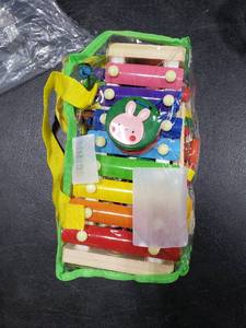 lot 3438 image: Kids Music Toy Set