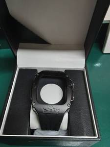 lot 1132 image: Gustan luxury metal Case for Apple Watch