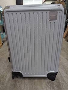 lot 1192 image: Figestine Carry on Luggage Airline Approved, Aluminum Frame Hard Shell Suitcases with Wheels,100% PC Lightweight, No Zipper Suitcase TSA Approved, 20 Carry-On (Silver