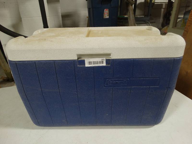 lot 161 image: Coleman Cooler & Umbrella.