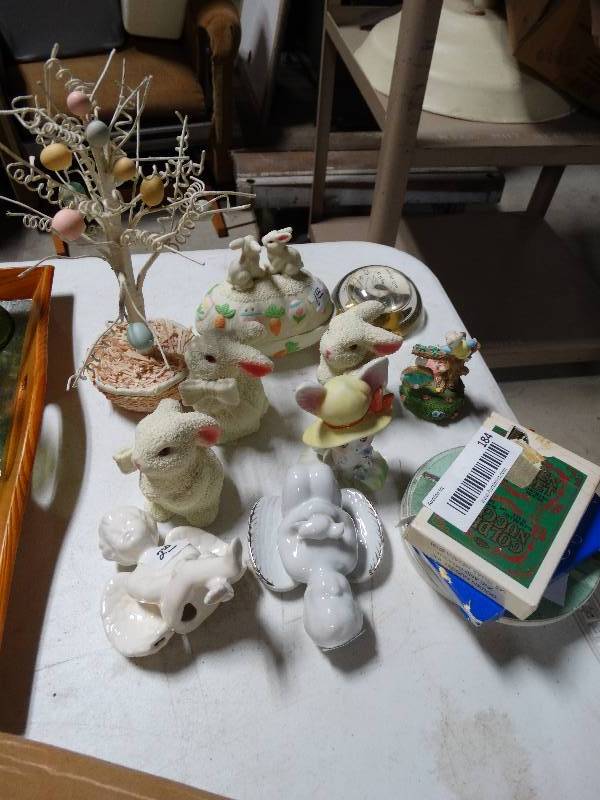 lot 184 image: Lot of Easter Decor, Cherubs, Golf Coasters, & Vintage Decks of Cards.