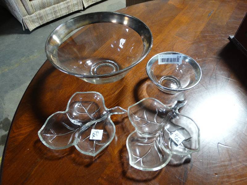 lot 214 image: Silver trimmed Serving Dishes & 2 Glass Leaf CandyNut Dishes.