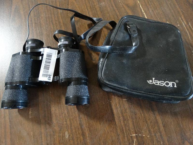 lot 243 image: Jason Model 1111 Mercury 7X35 Binoculars wCase.