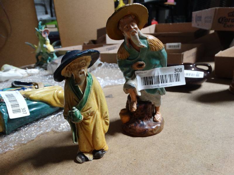 lot 308 image: 2 Vintage Chinese Pottery Statues - Men wHats, 4 12 & 6 tall.