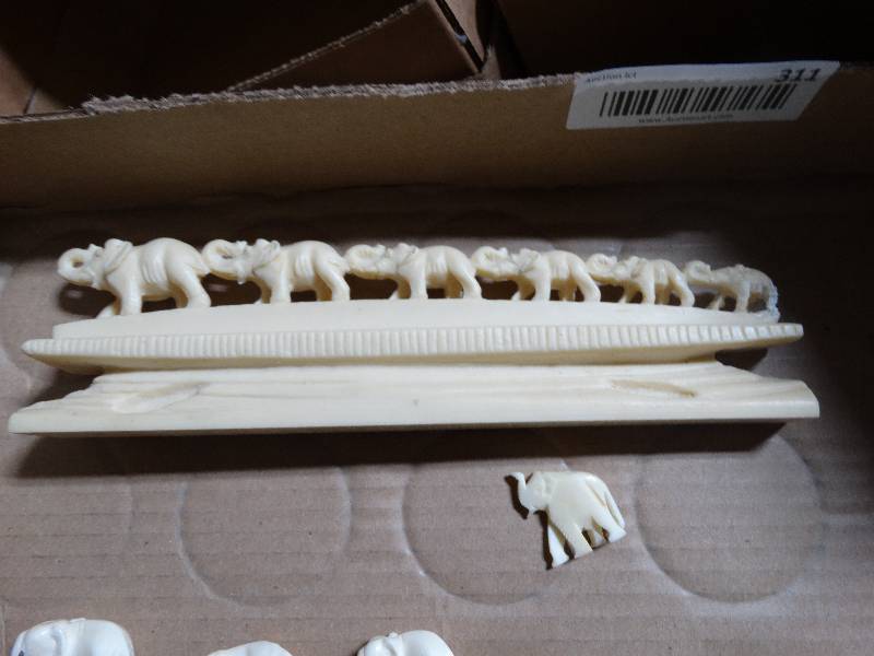 lot 311 image: Lot of Carved Ivory Look Elephant FigurinesDecor.