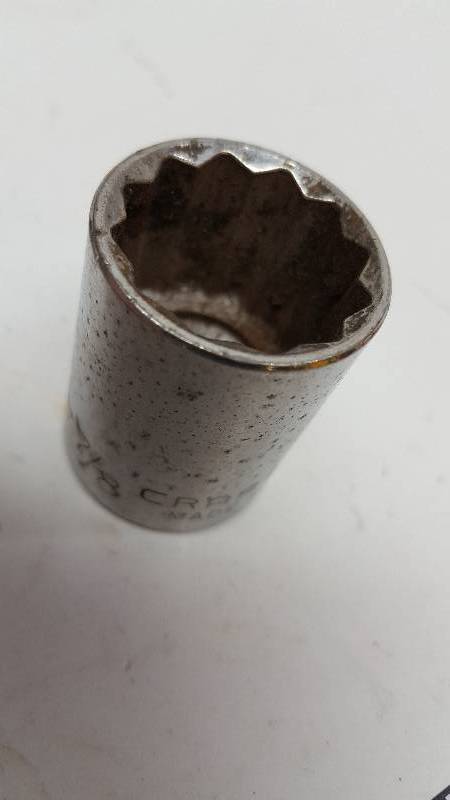 lot 5429 image: 78 12 point Craftsman 12 drive socket