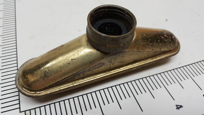 lot 5562 image: Its brass and goes on the garden hose end to water  your flowers