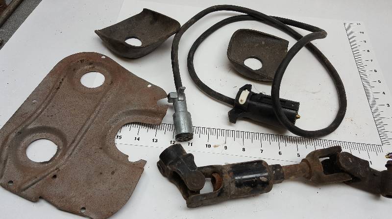 lot 5658 image: Just stuff from cleaning out the garage.  PTO drive shaft and trailer light adapter harness is a bonus here
