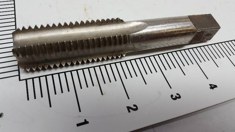 lot 5699 image: Single industrial or machine shop metal tap sorry the sizes are hard to read.  Many of these are new