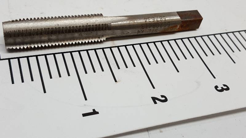 lot 5705 image: Single industrial or machine shop metal tap sorry the sizes are hard to read.  Many of these are new