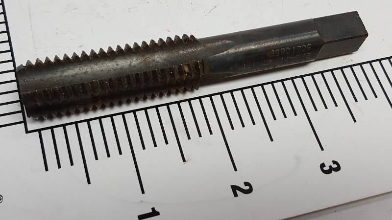 lot 5712 image: Single industrial or machine shop metal tap sorry the sizes are hard to read.  Many of these are new