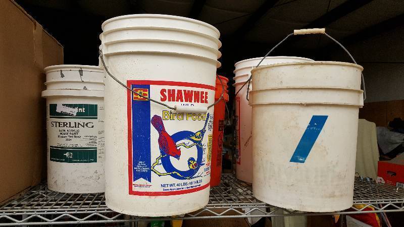 lot 5740 image: Always handy is a 5-6 gallon plastic bucket with handle.  I pick these up any time I find them.  Bidding on a single bucket