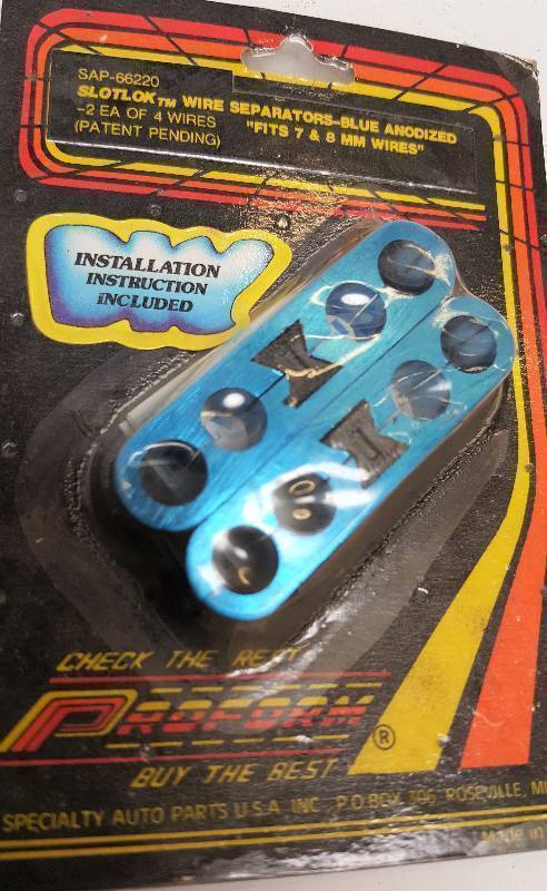 lot 7444 image: New Pair of Blue anodized aluminum 4 hole 7 & 8 MM spark plug wire separators loom kit