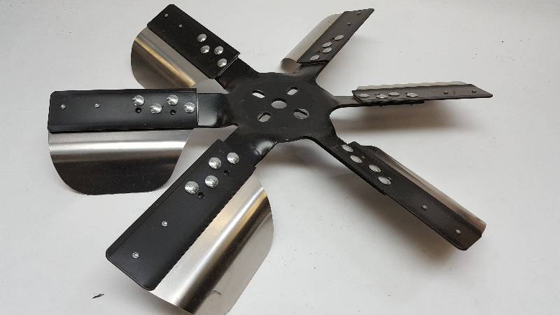 lot 5371 image: Like new 17 6 blade stainless steel universal 4 bolt pattern hot rod or pick up truck cooling fan