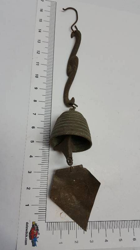 lot 6590 image: Outdoor mobile bell or ringer and I believe its brass too