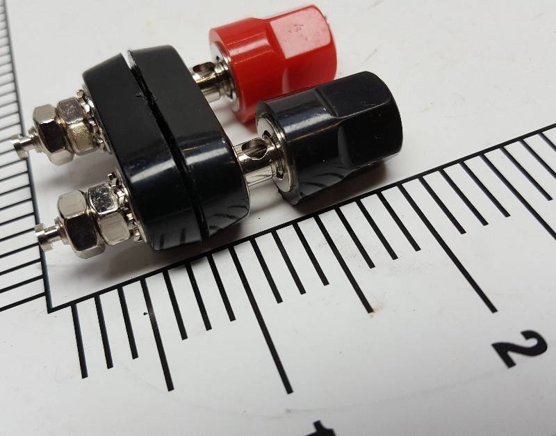 lot 5669 image: Not sure what this might be used for but its new and made for providing a 12 volt wire connection with the positive and negative wire release