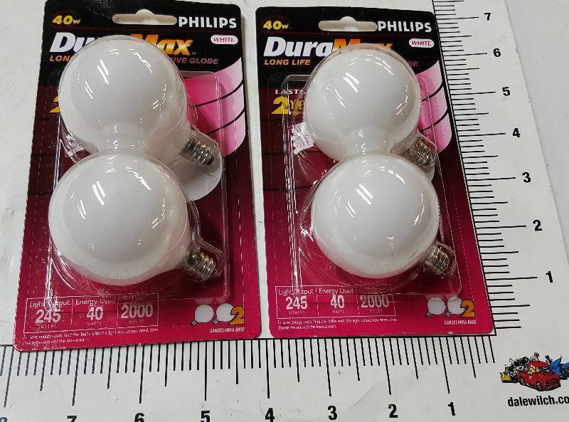lot 5319 image: 2 new display cards (4 bulbs) total of the 40 watt DuraMax Decorative Globe style light bulbs