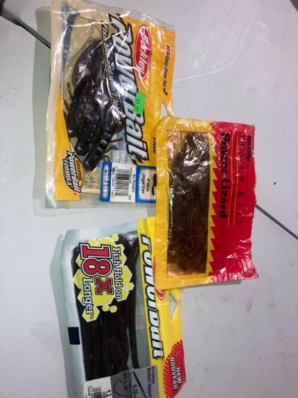 lot 32924 image: VARIETY PACK OF FISHING BAIT POWERBAIT BOTTOM HOPPER 6.25in16cm GRN PUMPKIN PURPLE FLECK 12CT, POWERBAIT GRN PUMPKIN CHIGGER CRAW 4��10CM, POWER LIZARD